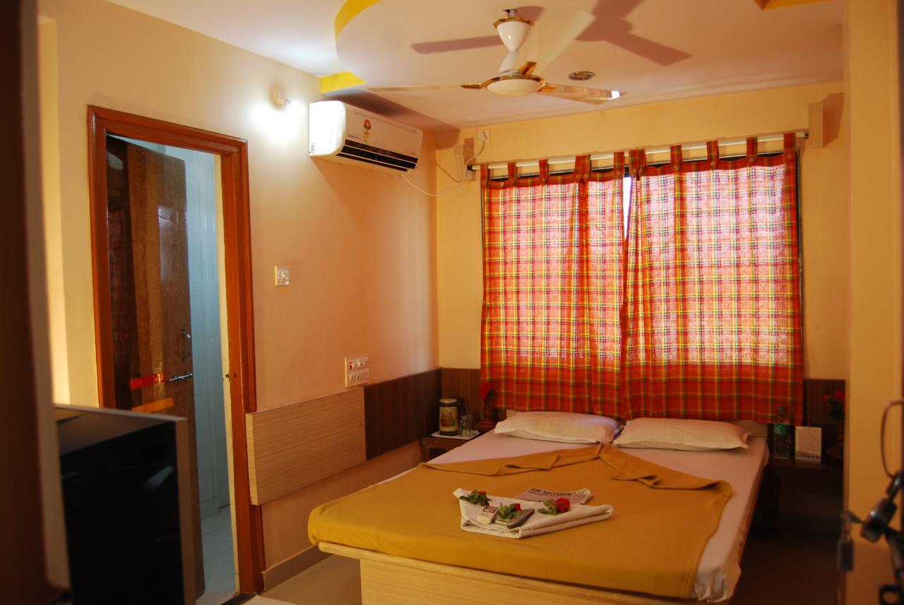 שירדי Hotel Utsav מראה חיצוני תמונה